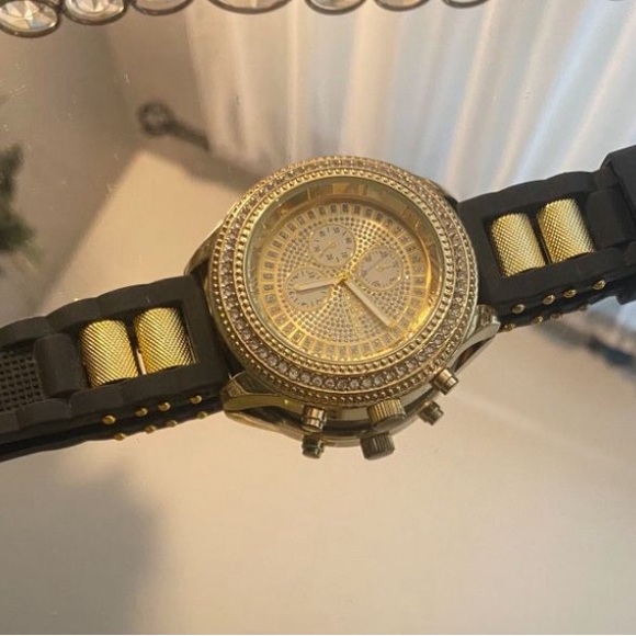 Watch - Picture 6 of 7